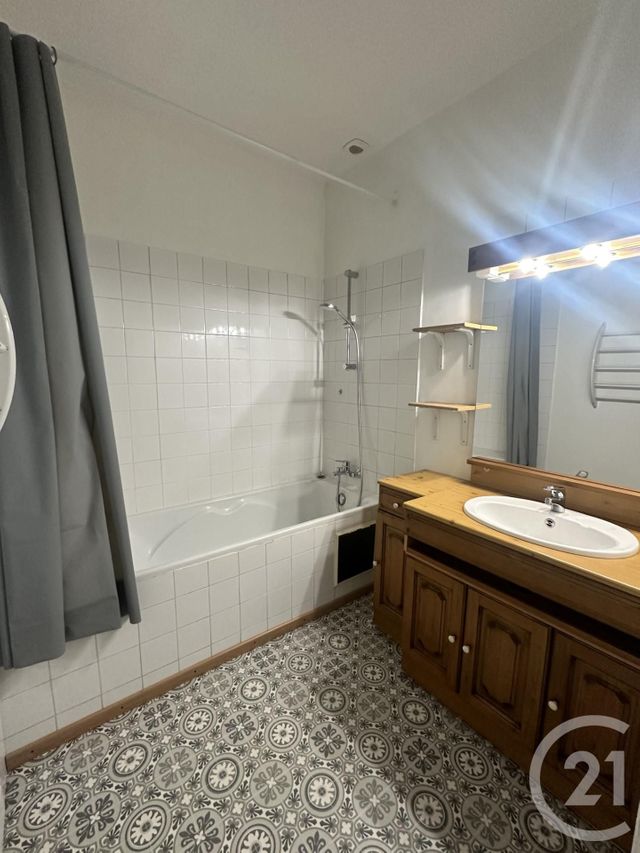 Appartement T3 à louer - 3 pièces - 78.0 m2 - BLAYE LES MINES - 81 - MIDI-PYRENEES - Century 21 Lapérouse