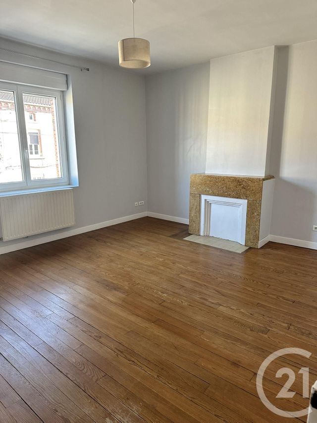 Appartement T3 à louer - 3 pièces - 78.0 m2 - BLAYE LES MINES - 81 - MIDI-PYRENEES - Century 21 Lapérouse
