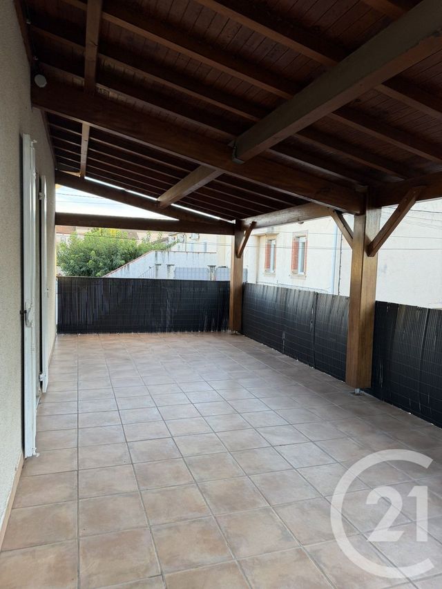 Appartement à louer ST JUERY