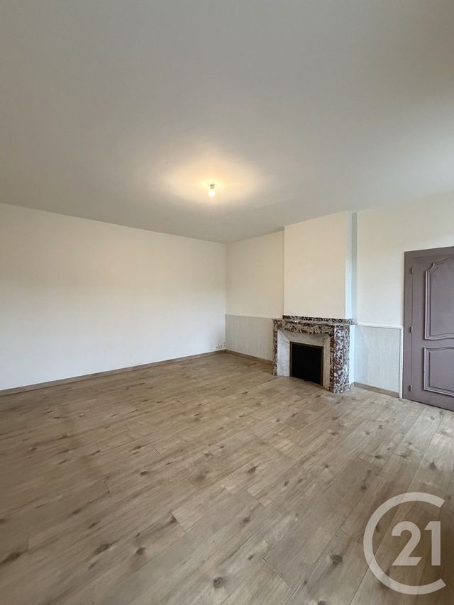 Maison à louer ST JUERY