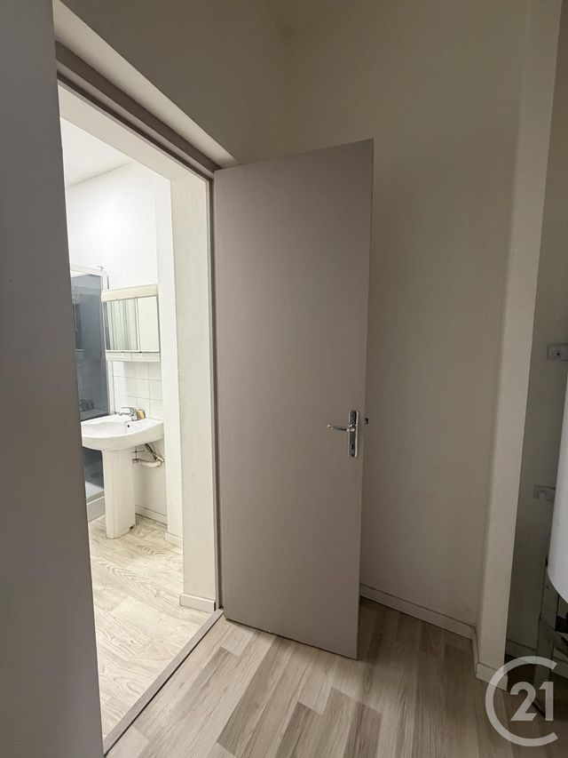 Appartement T1 à louer - 2 pièces - 26.06 m2 - CORDES SUR CIEL - 81 - MIDI-PYRENEES - Century 21 Lapérouse