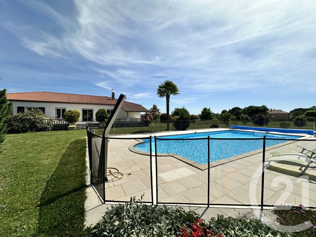 maison à vendre - 8 pièces - 212.22 m2 - LESCURE D ALBIGEOIS - 81 - MIDI-PYRENEES - Century 21 Lapérouse