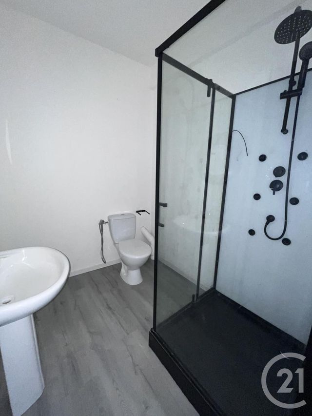 Appartement T1 à louer - 1 pièce - 27.2 m2 - CORDES SUR CIEL - 81 - MIDI-PYRENEES - Century 21 Lapérouse