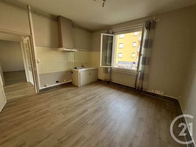 Appartement à louer - 3 pièces - 83.08 m2 - ALBI - 81 - MIDI-PYRENEES - Century 21 Lapérouse